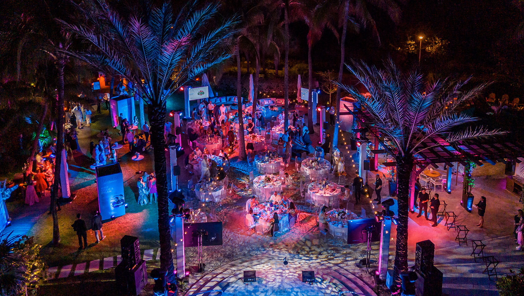 Outdoor holidya party at Kimpton Surfcomber Hotel